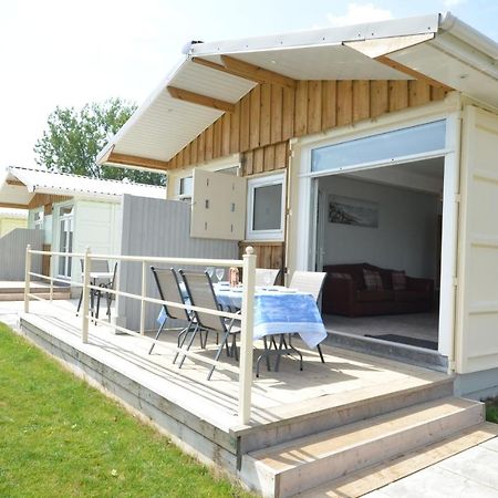 Premium Lake Lodges Chichester Eksteriør bilde